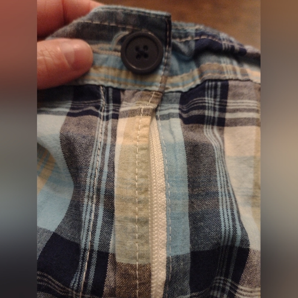 White Stag Blue and Striped With Other Colors Bermuda Shorts Size 8. - Picture 9 of 14